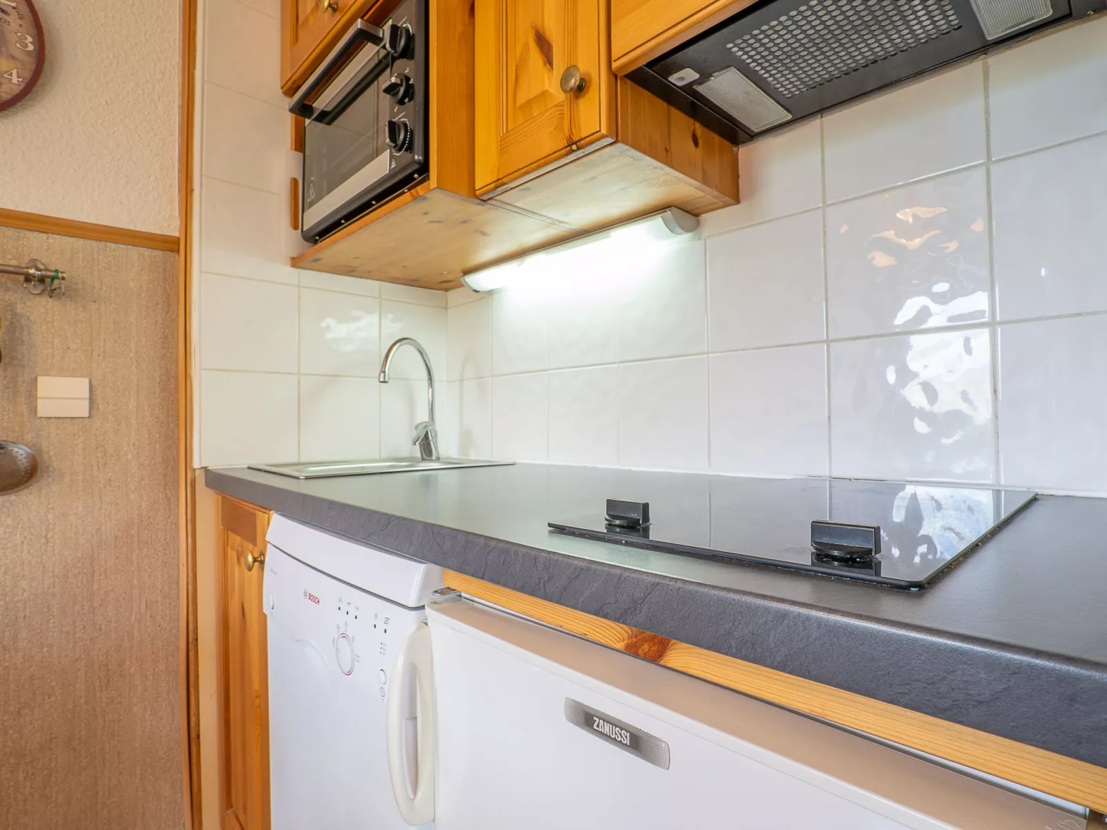 Arcelle 508-Inside