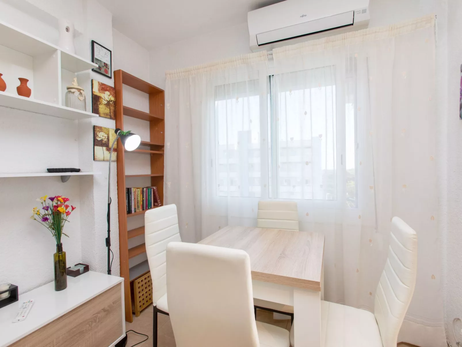 Consul Park-Inside