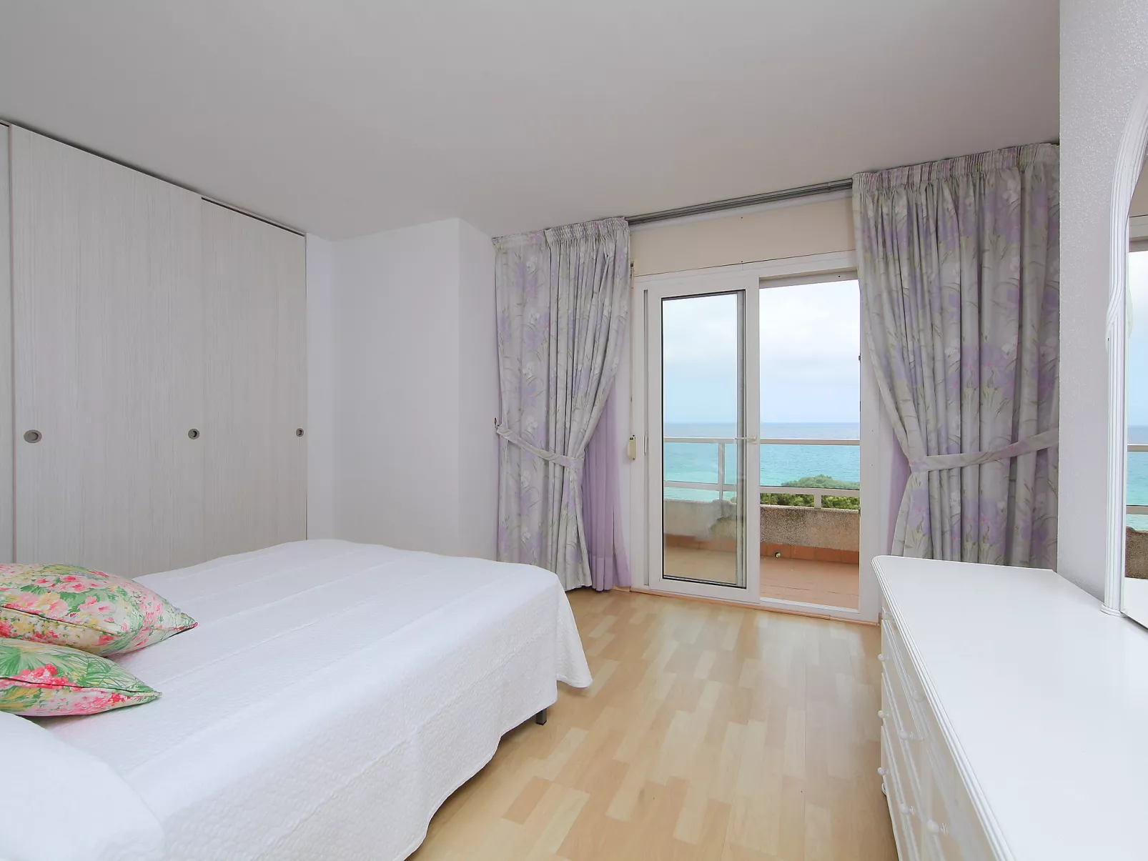 Blanes Beach-Inside