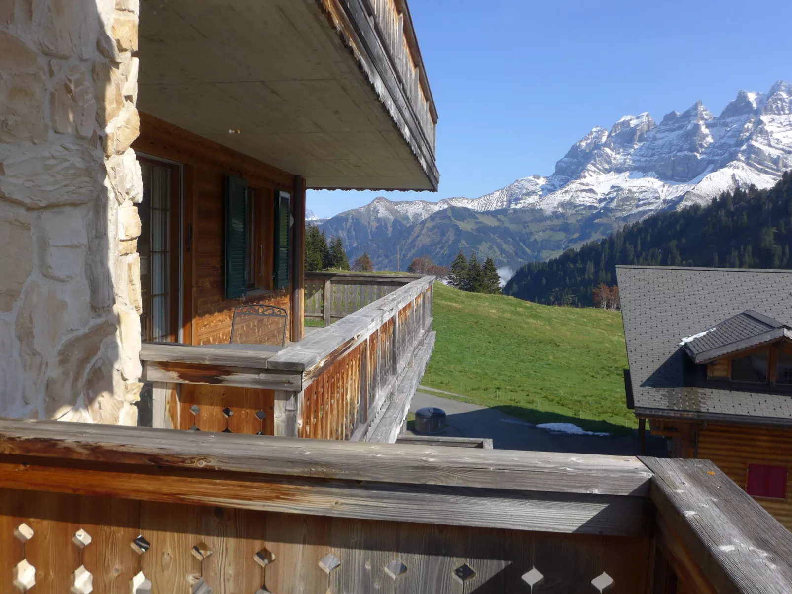 Le Hameau-Outside