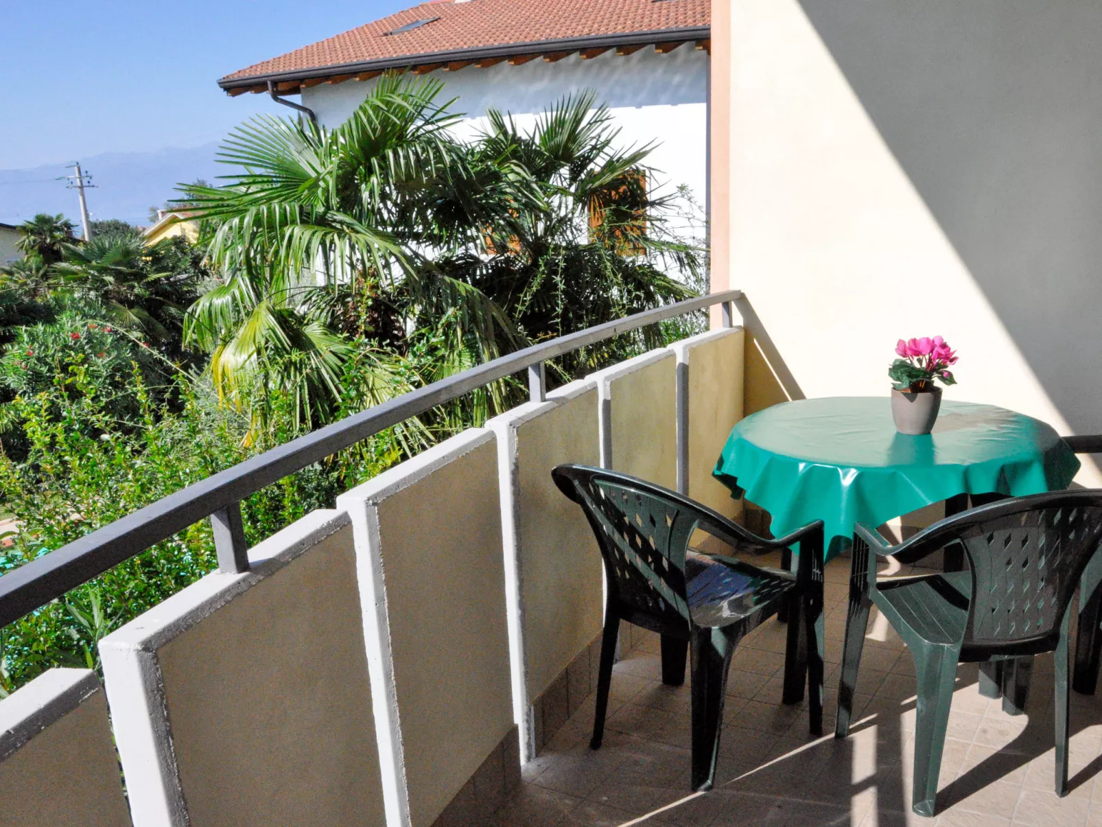 La Madonnina-Outside