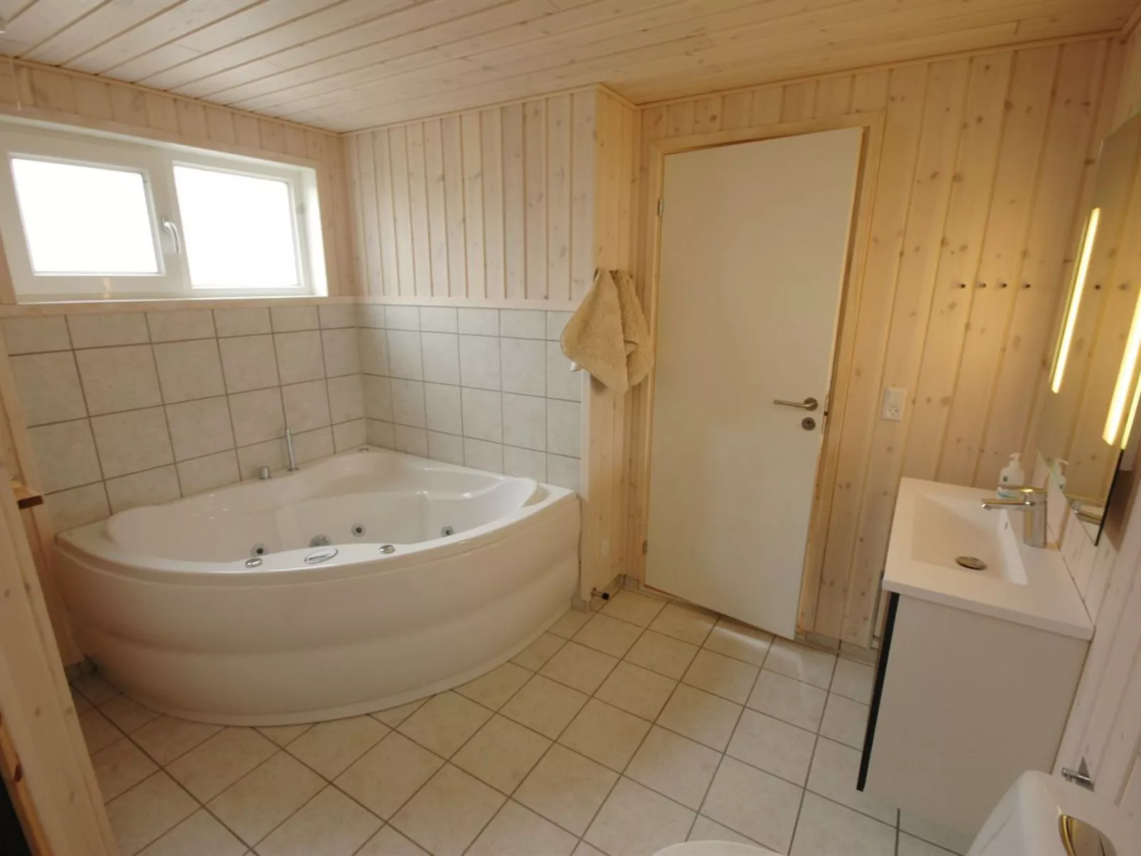 "Hertta" - 200m from the sea-Inside