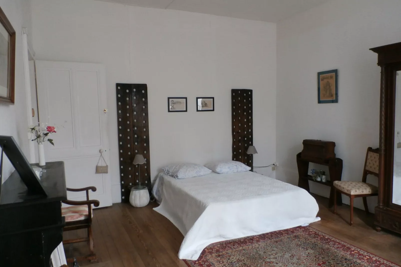 Gîte de Gray la Jolie-Bedroom