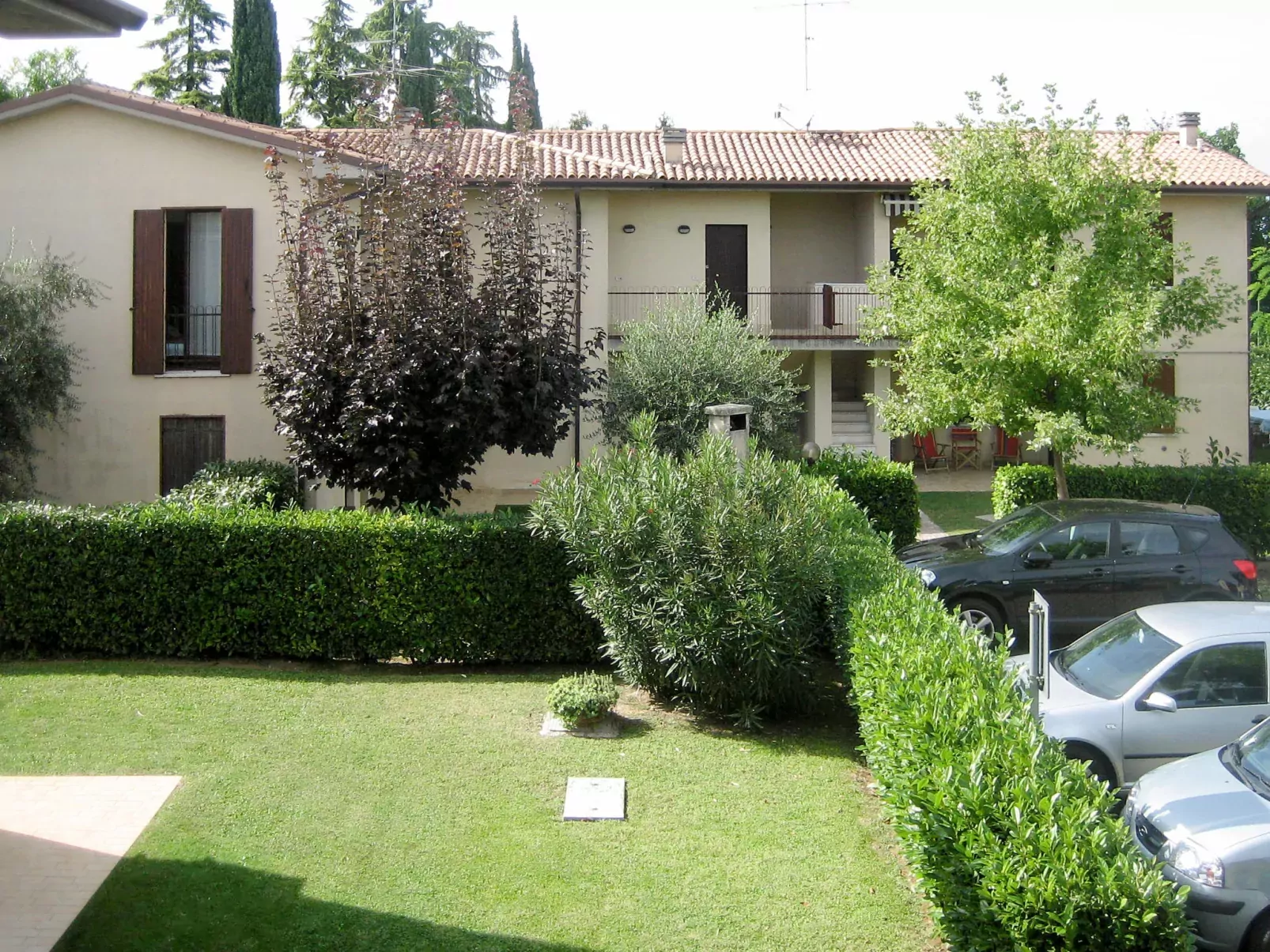Sole del Garda-Outside