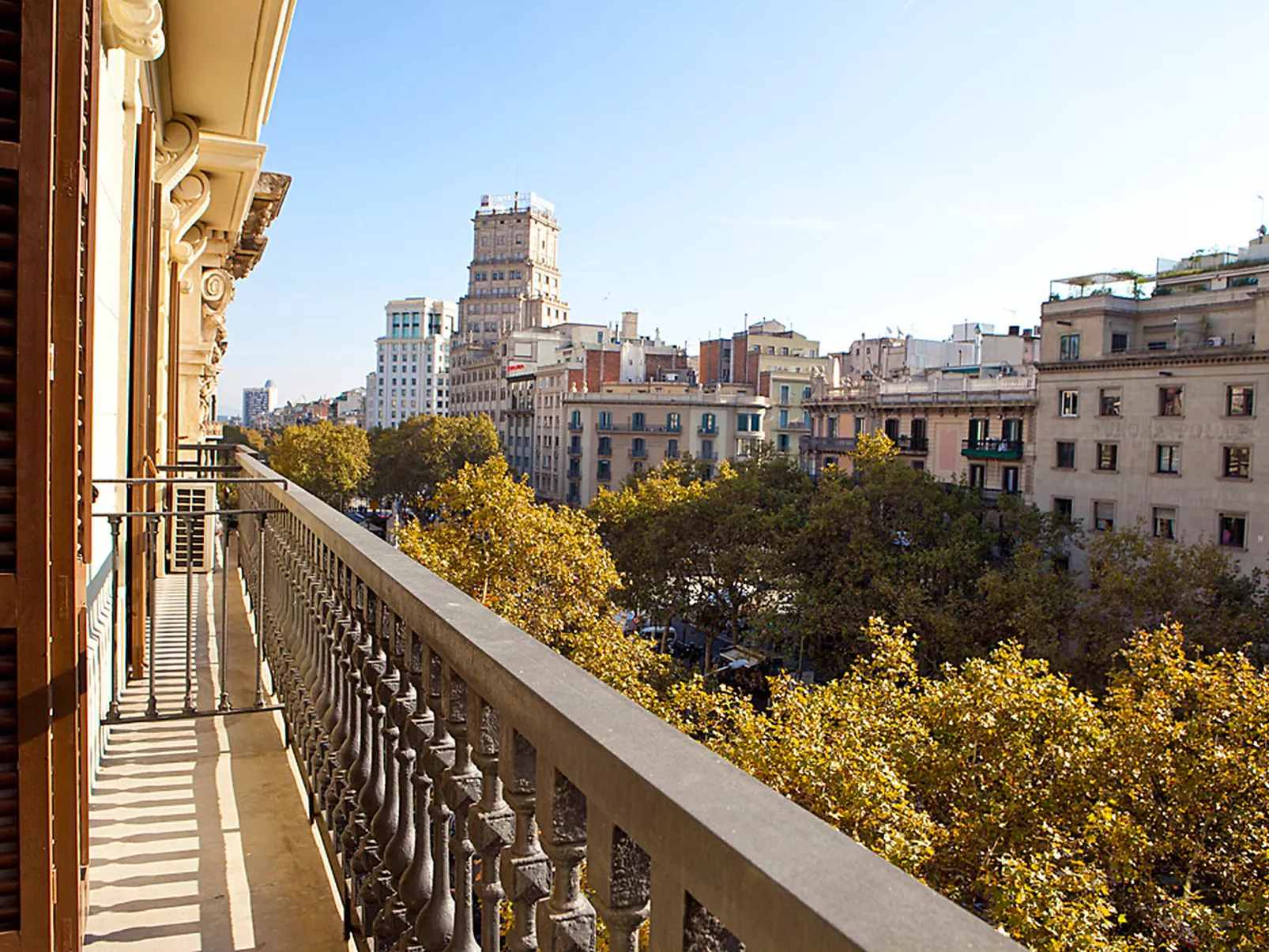 Eixample Esquerre Gran Via Balmes-Inside