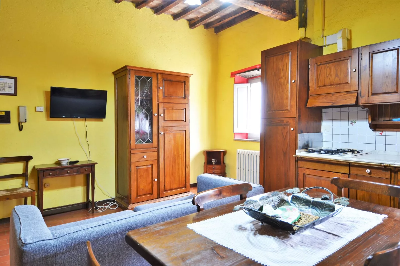 Priore-Living room