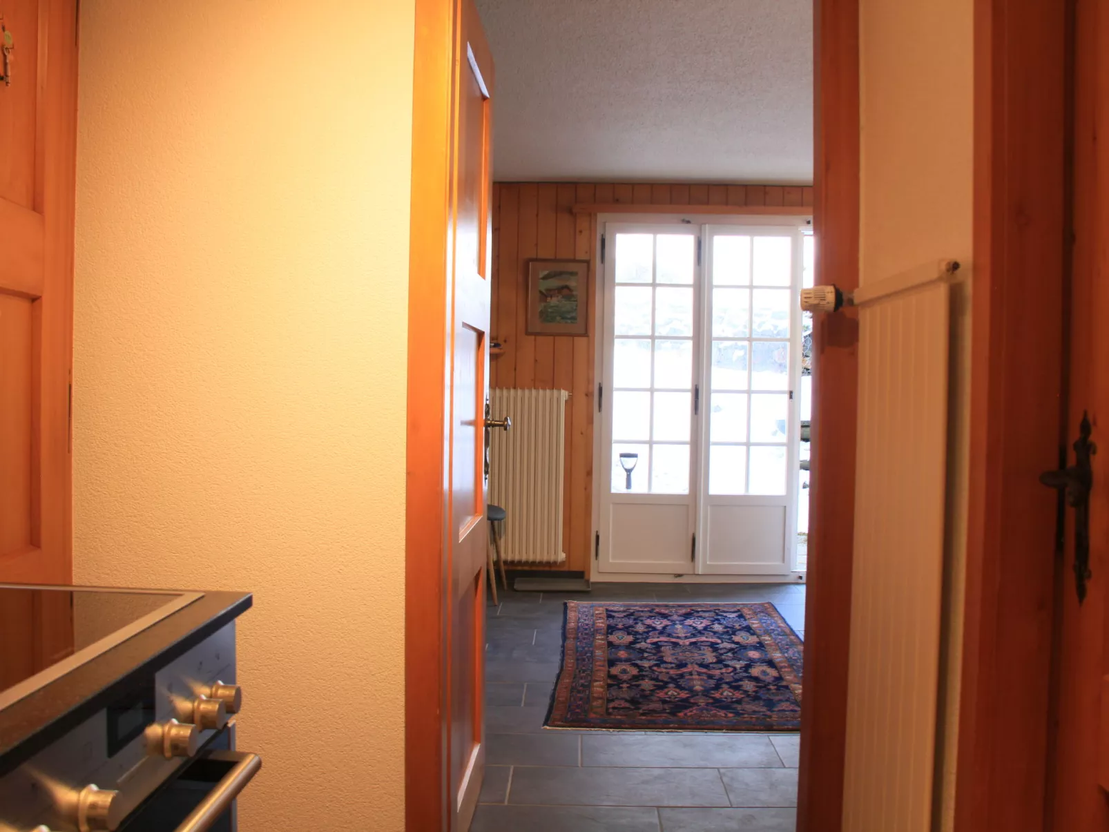 Athena 6-Inside