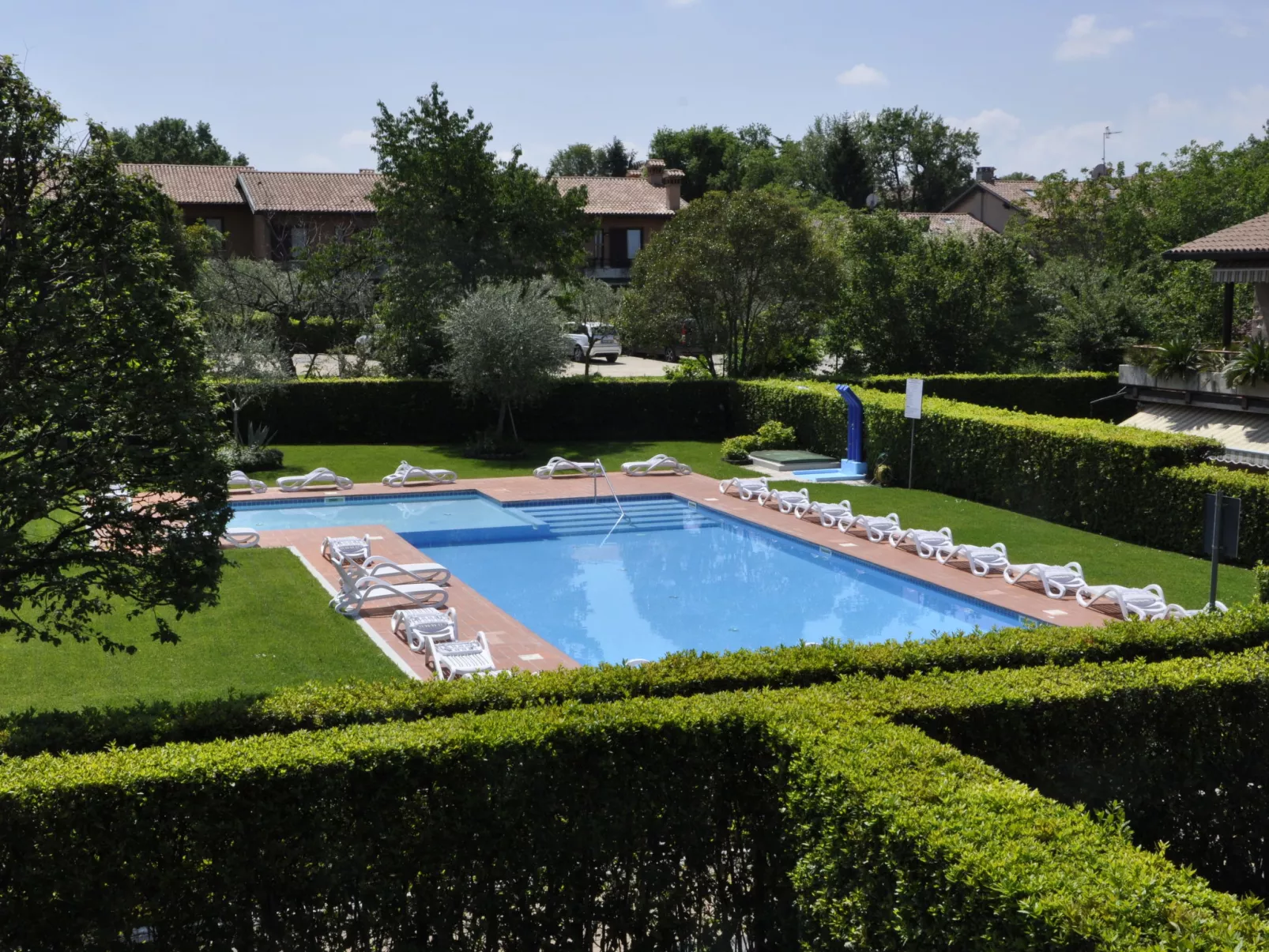 La Casara B-Outside