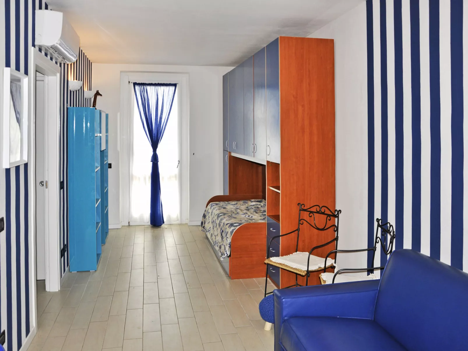 La Casara B-Inside