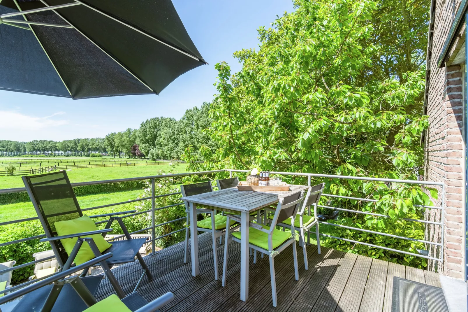 't Moerhuisje-Terrassenbalkon