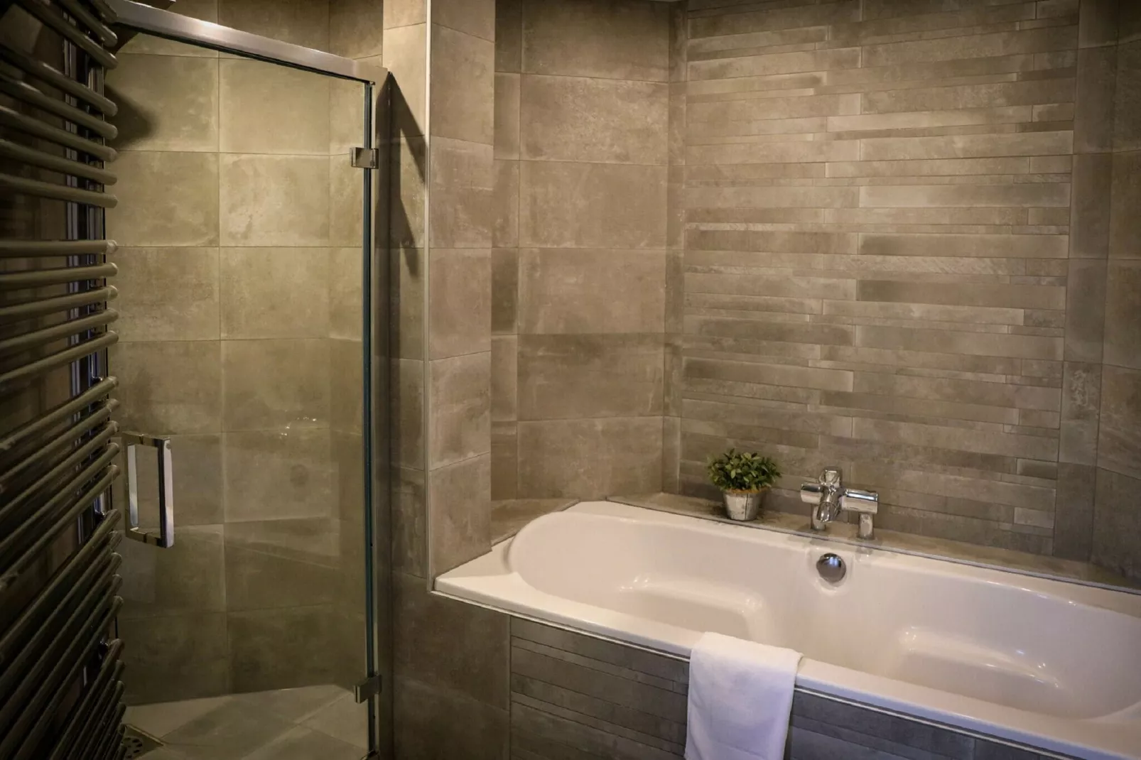 Recreatiepark de Boshoek 16-Bathroom