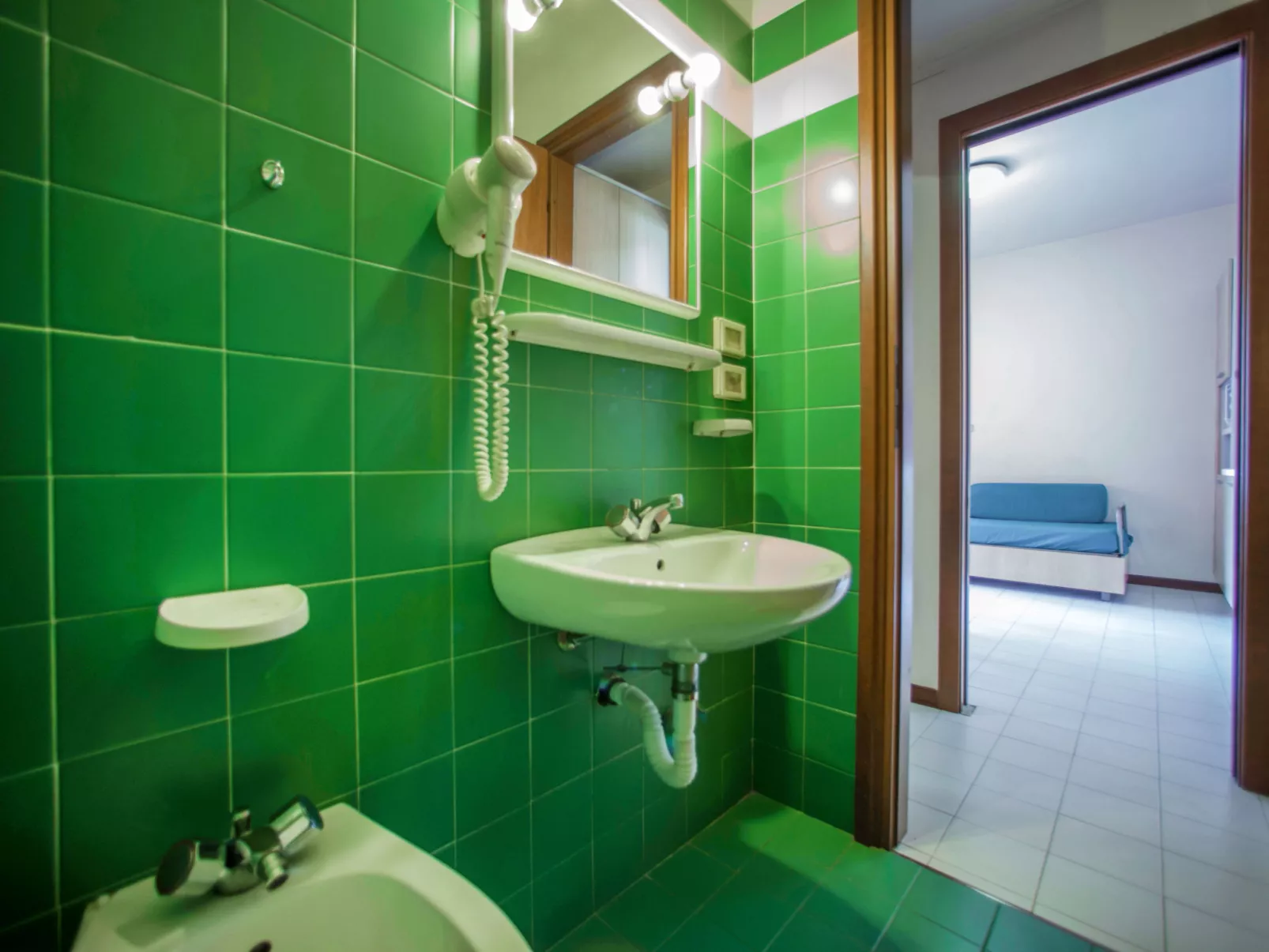 The Garda Village-Inside