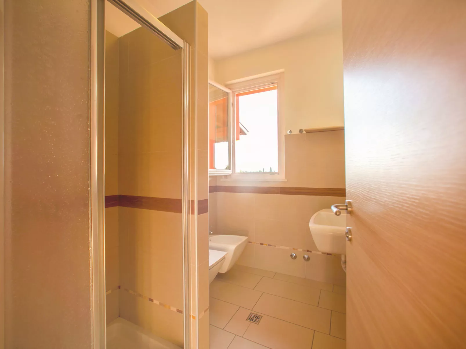 The Garda Village-Inside