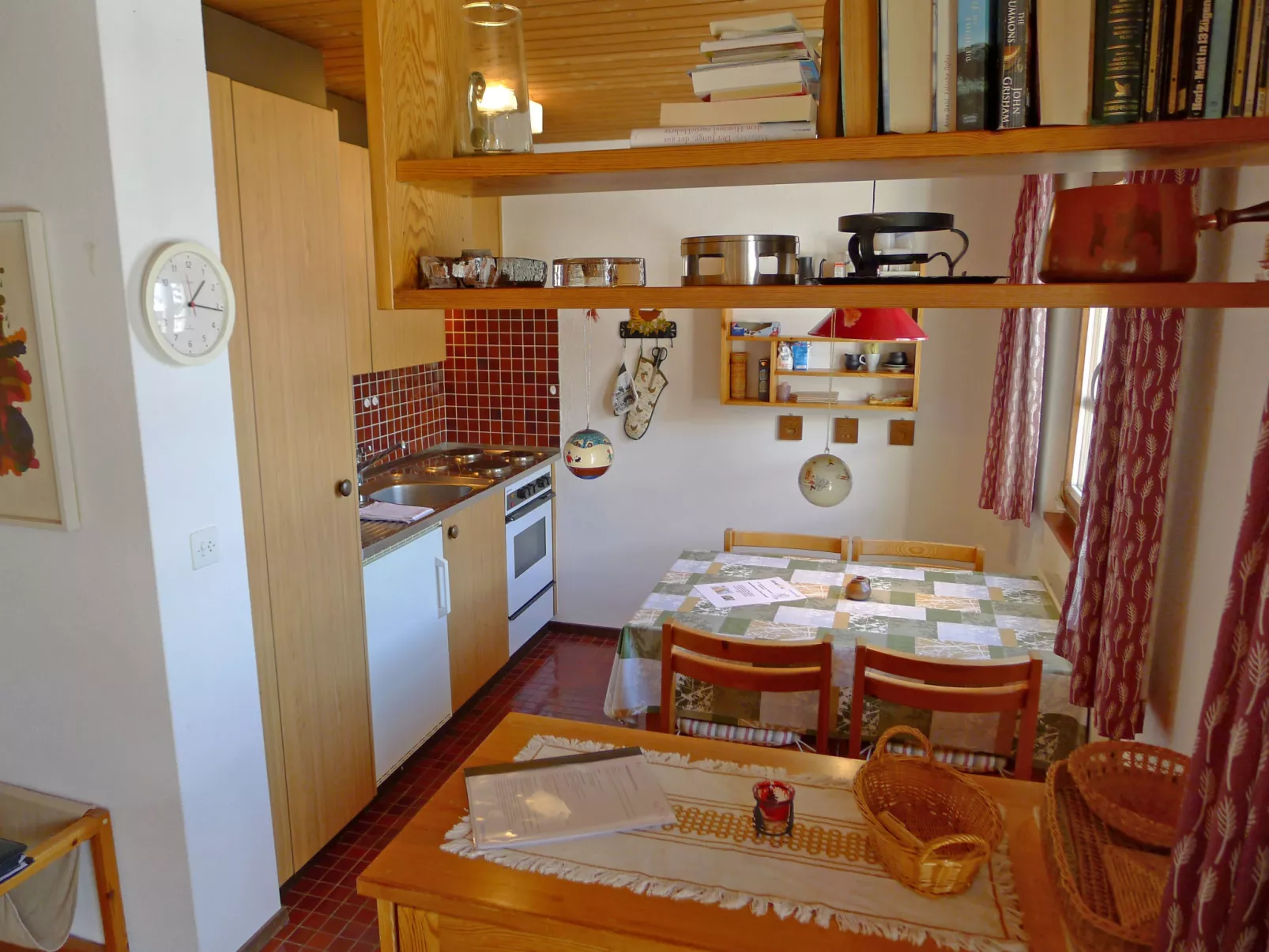 Aragon N103-Inside
