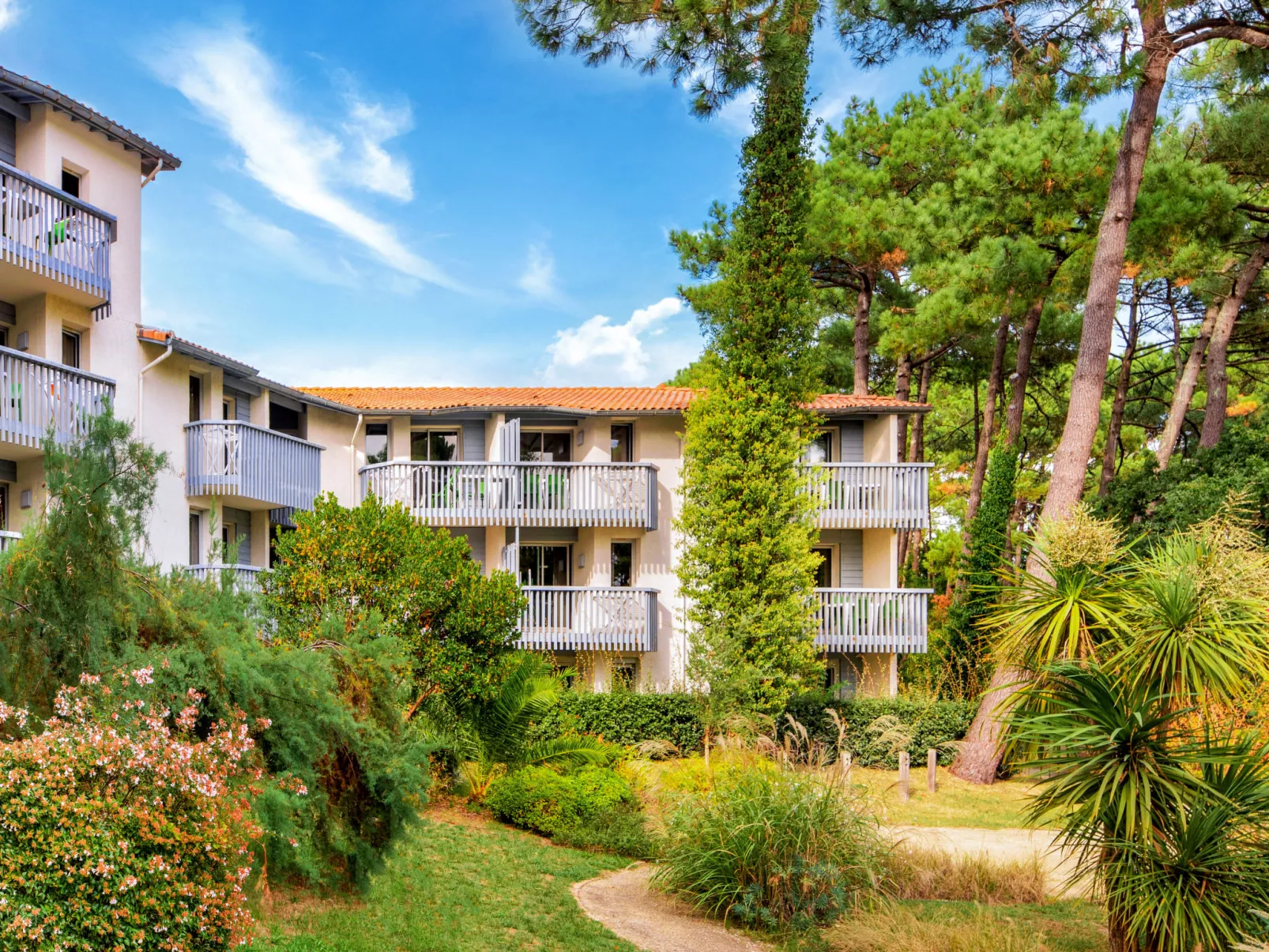 Sowell Family Pignada Plage (SOU302)-Outside