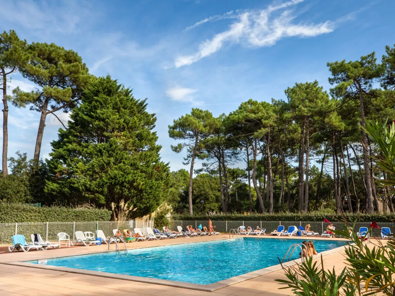 Sowell Family Pignada Plage (SOU300)-Outside