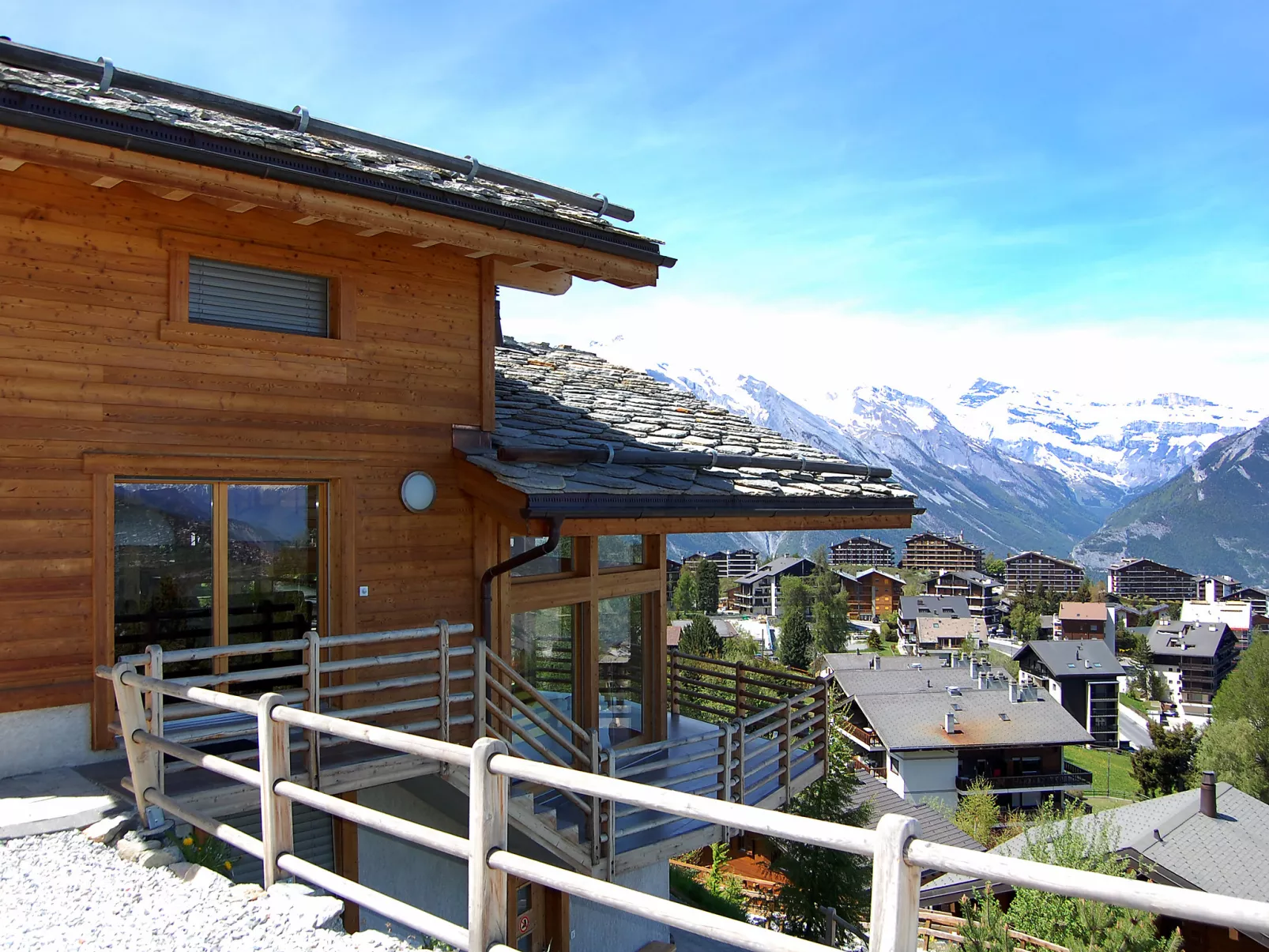Chalet Aquarius-Outside