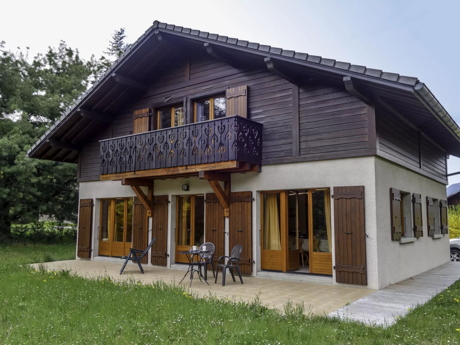 Chalet Mendiaux-Outside