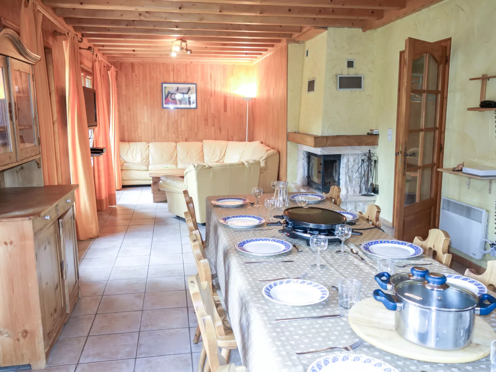Chalet Mendiaux-Inside
