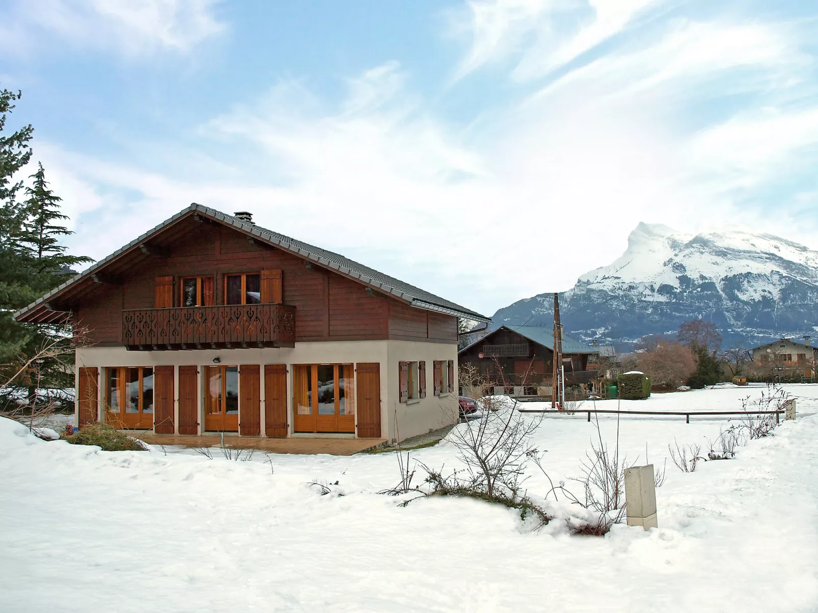 Chalet Mendiaux-Outside