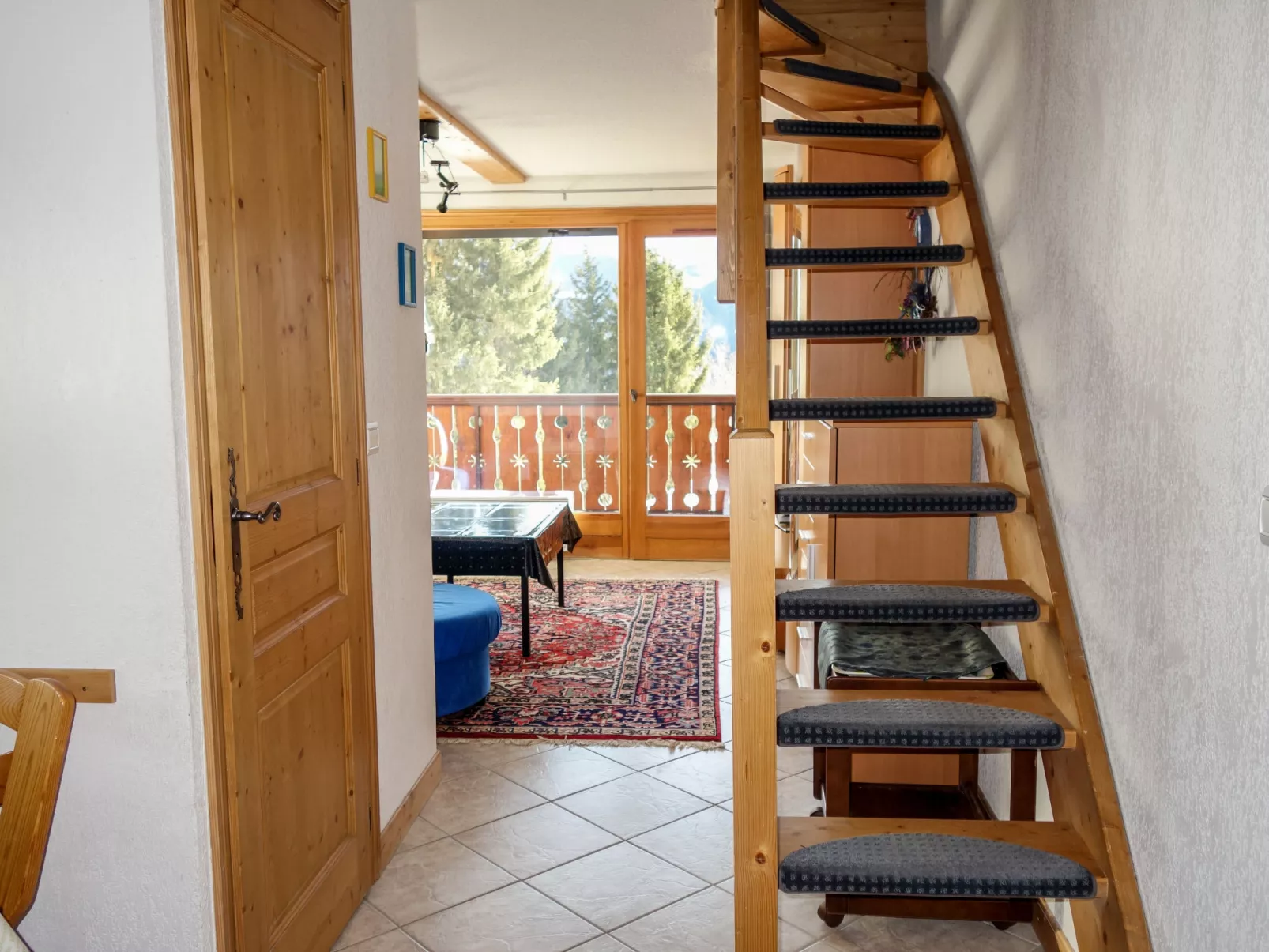 Le Tagre-Inside