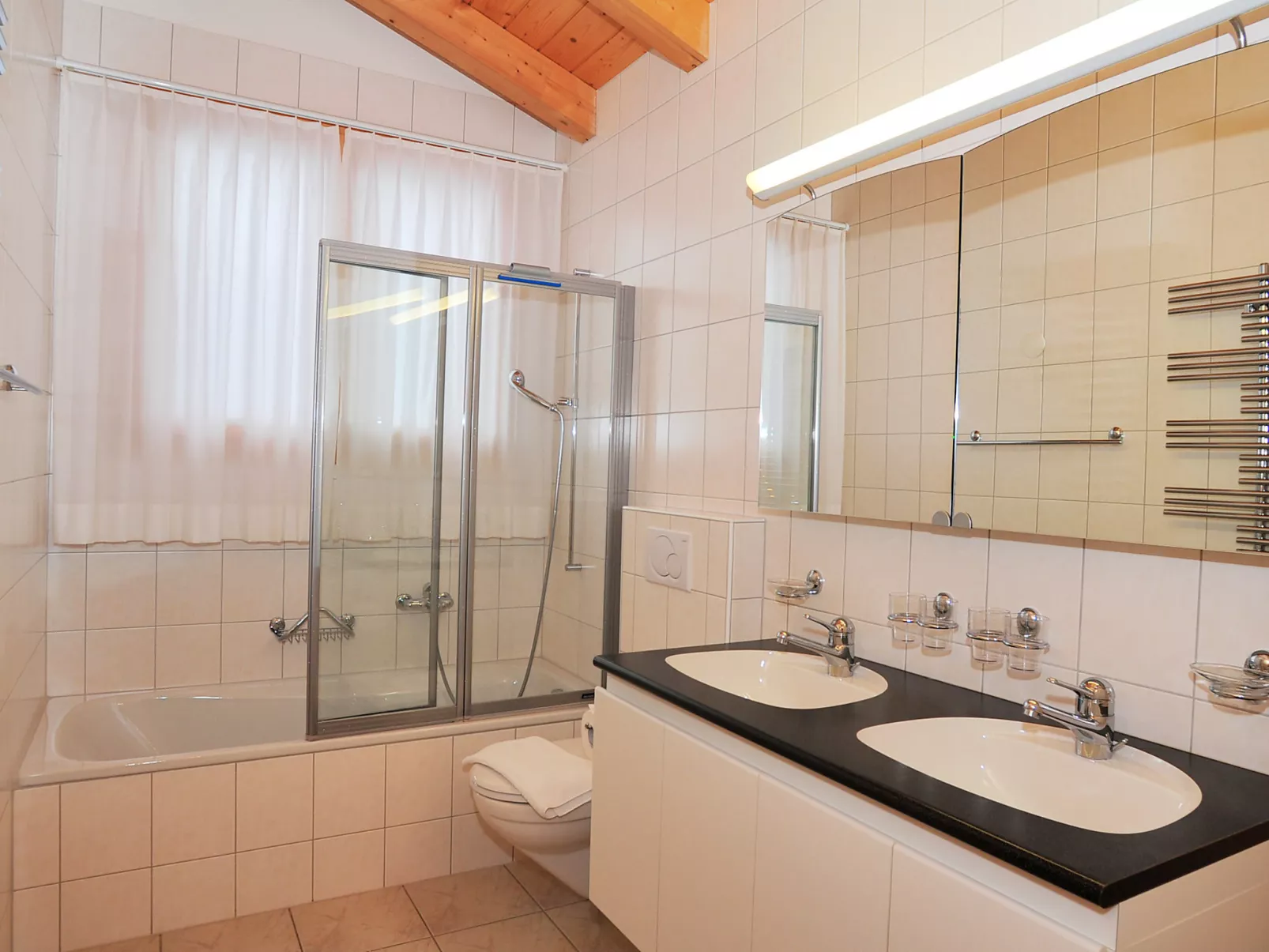 Roossihuus Apt.S-Inside