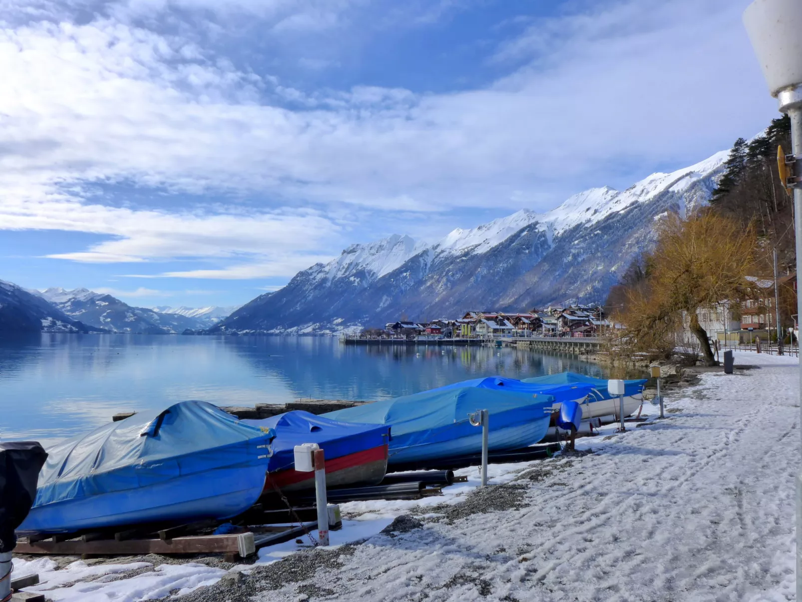 Am Brienzersee-Outside