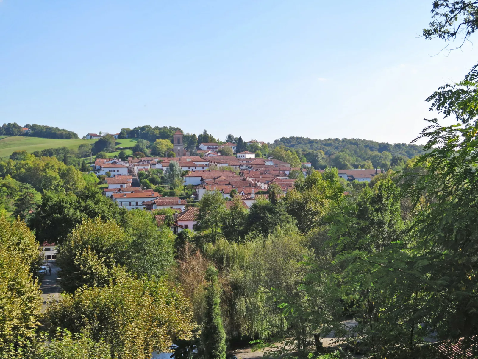 Collines Iduki-Umgebung