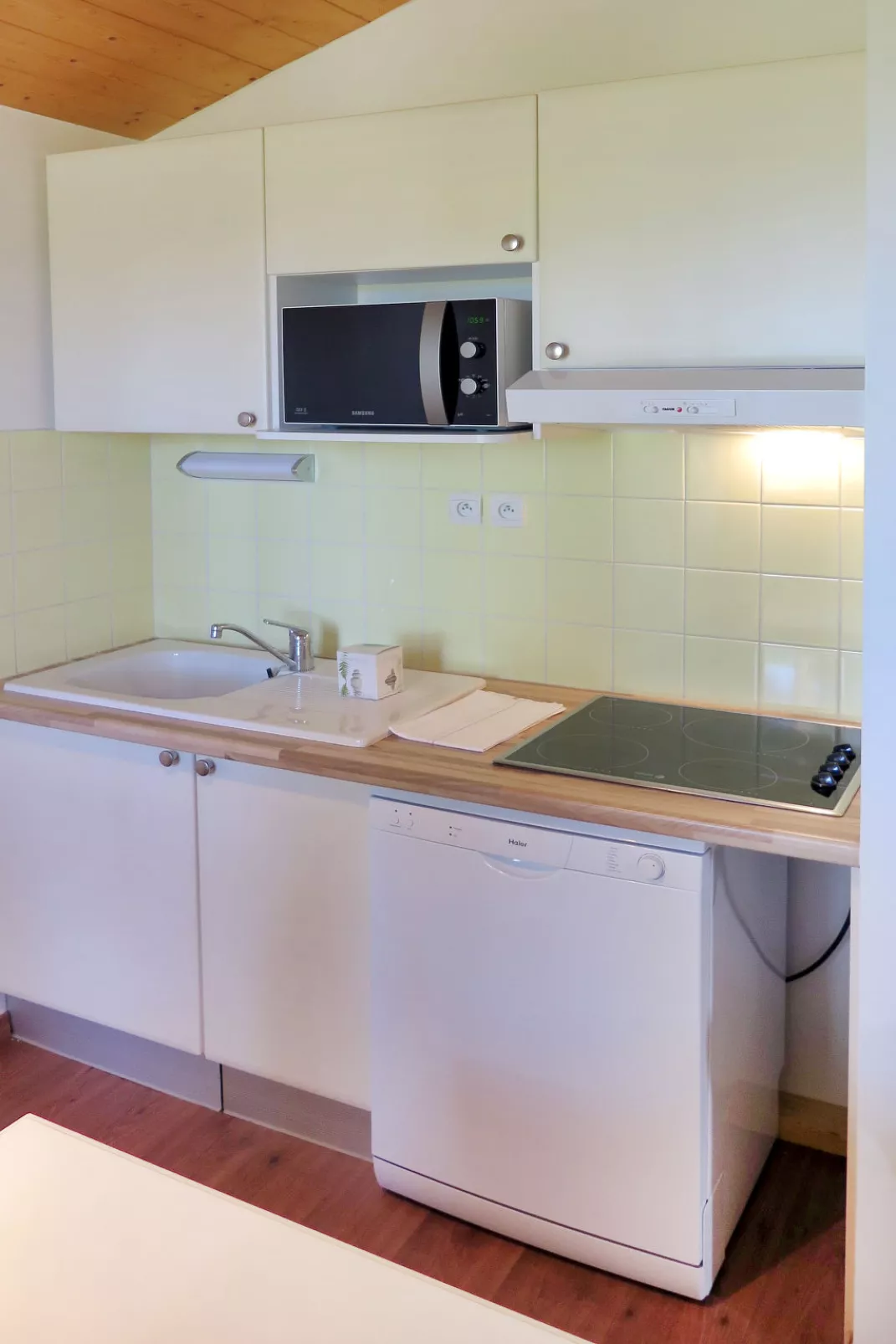 Les Cottages du Lac M3-Inside