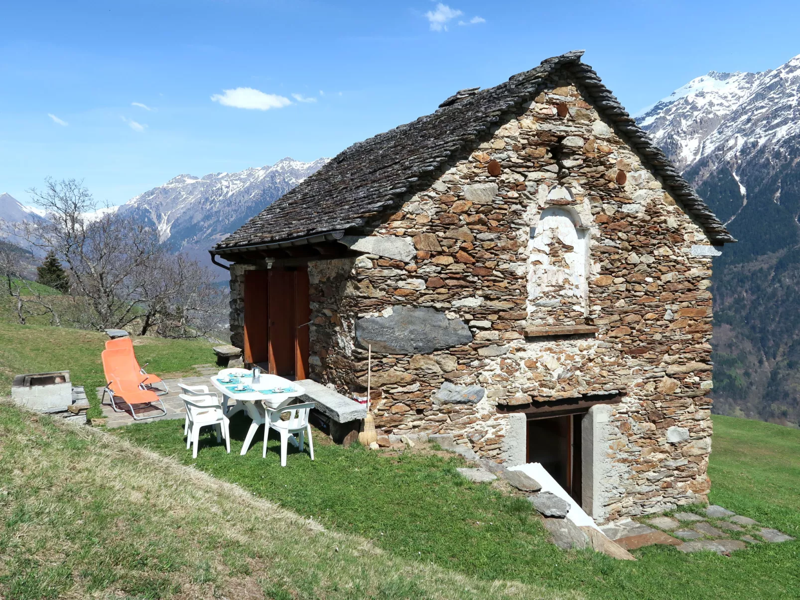 Rustico Tecc du Martin-Outside