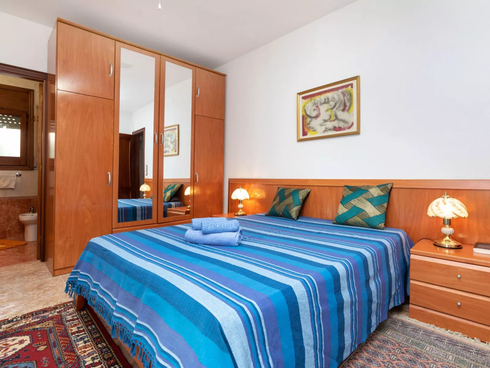 Rustical Mont Roig-Inside