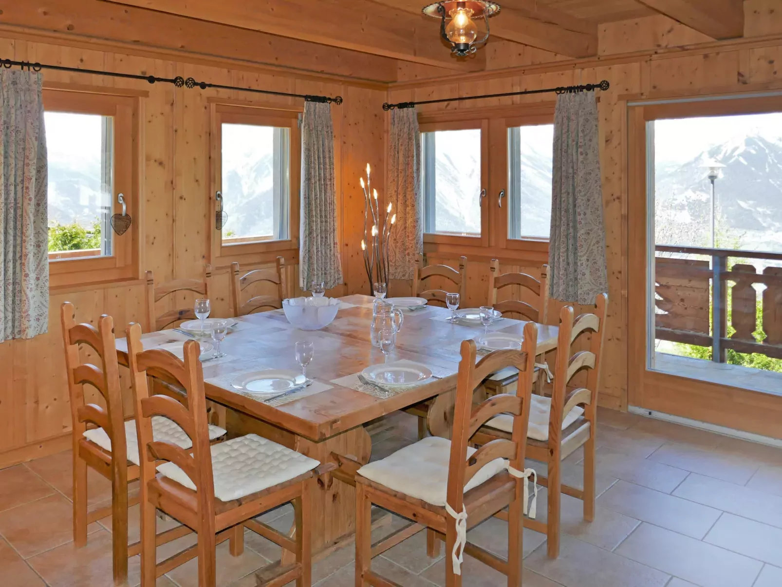 Rêves des Alpes-Inside