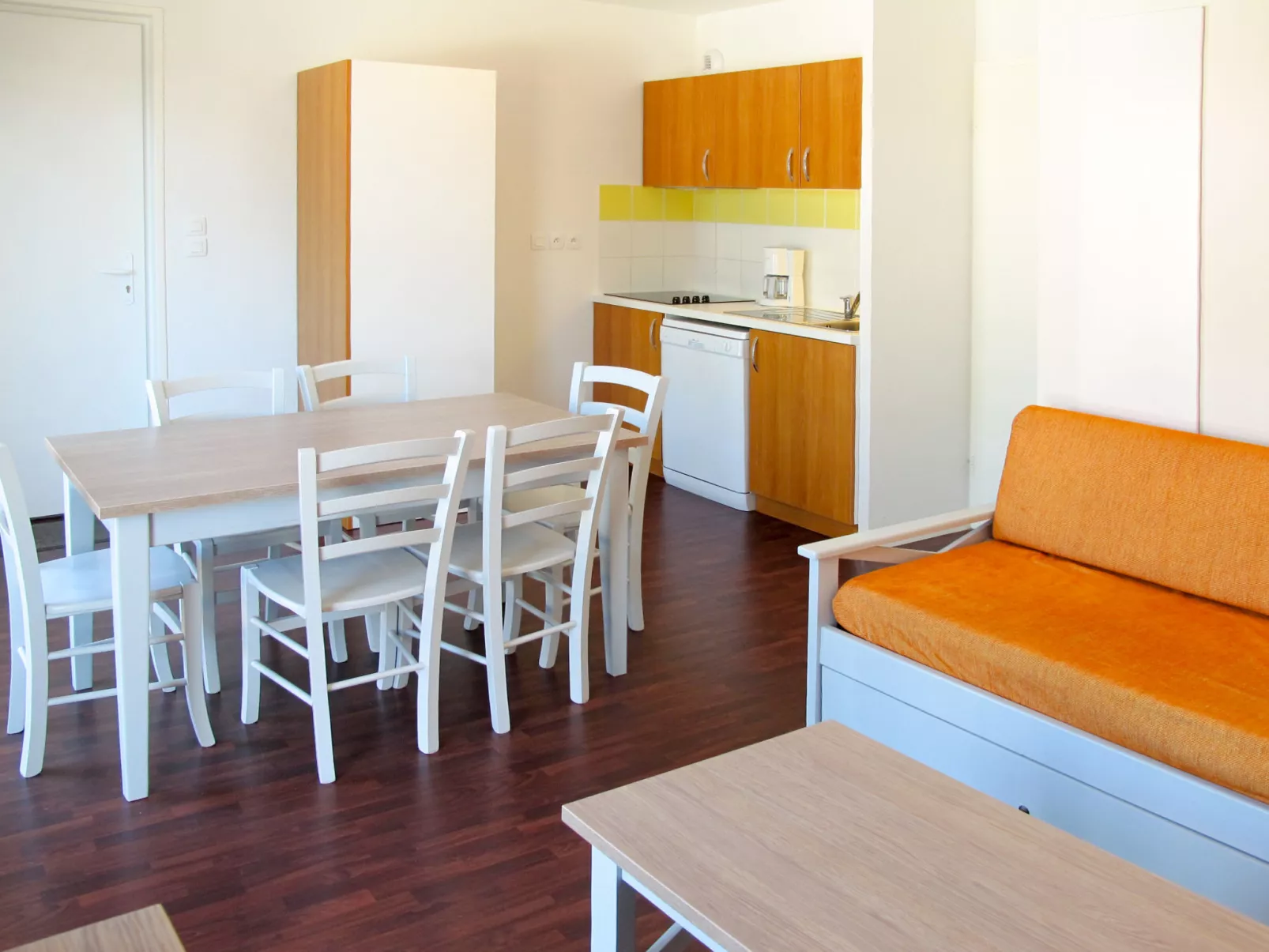 Le Domaine des Grands Lacs-Inside