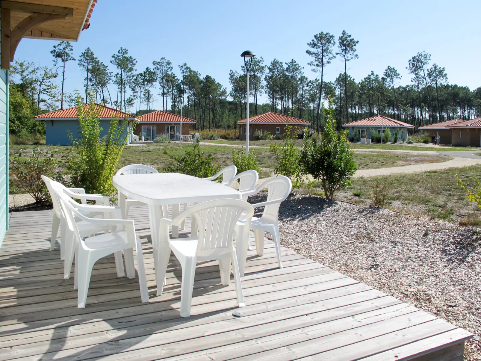 Le Domaine des Grands Lacs-Outside