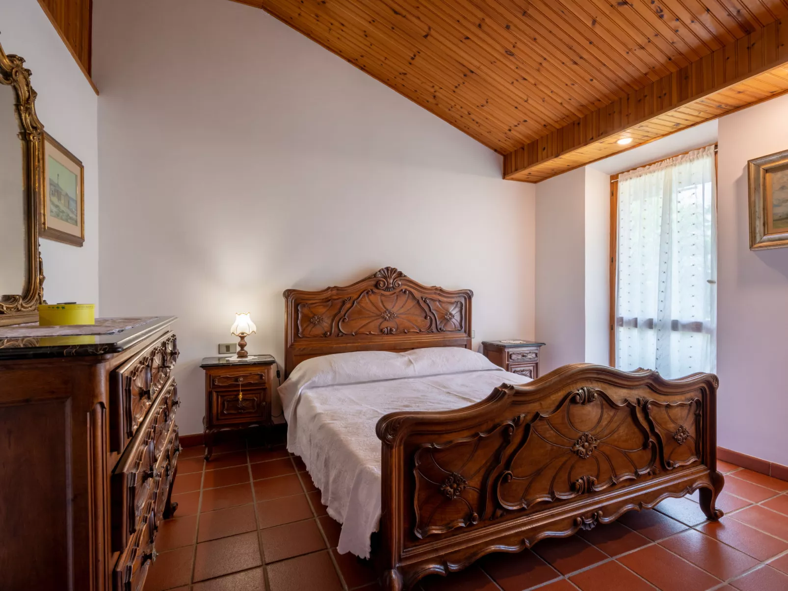 Cascina Calore-Inside