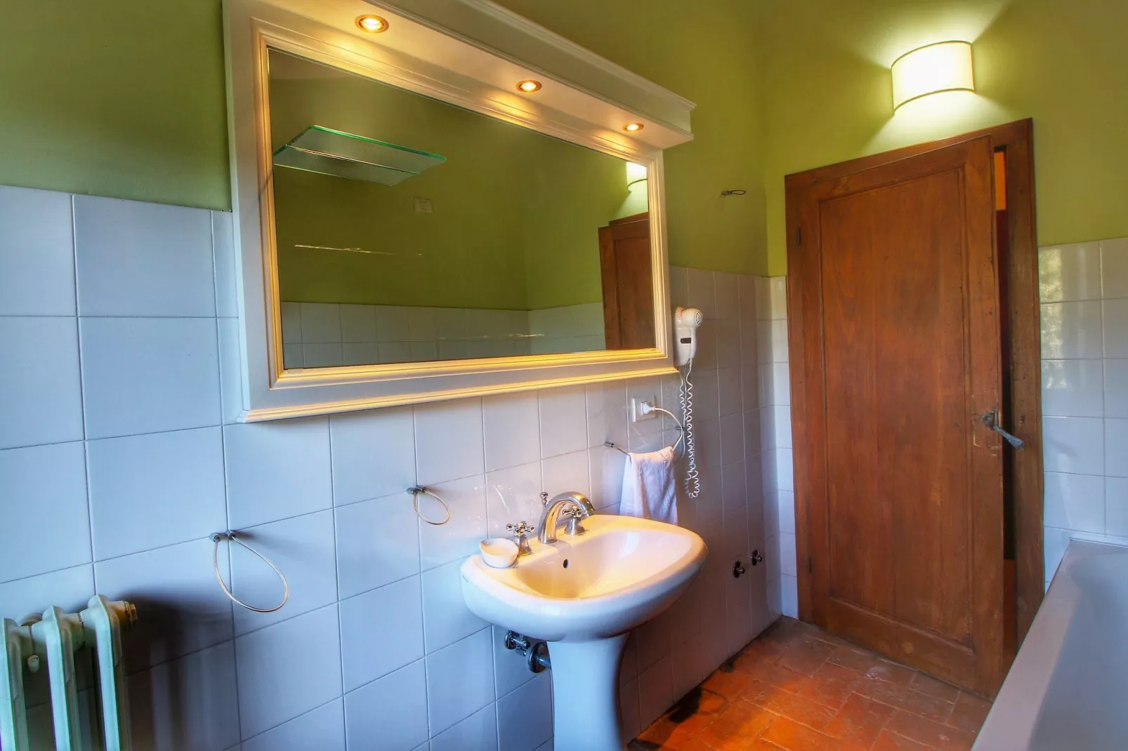 Rosmarino e Salvia-Bathroom
