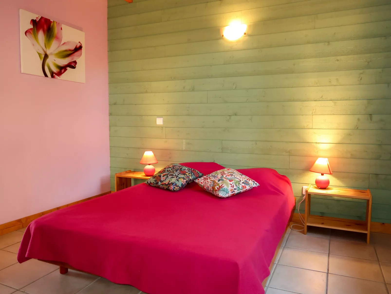 Le Chalet-Inside