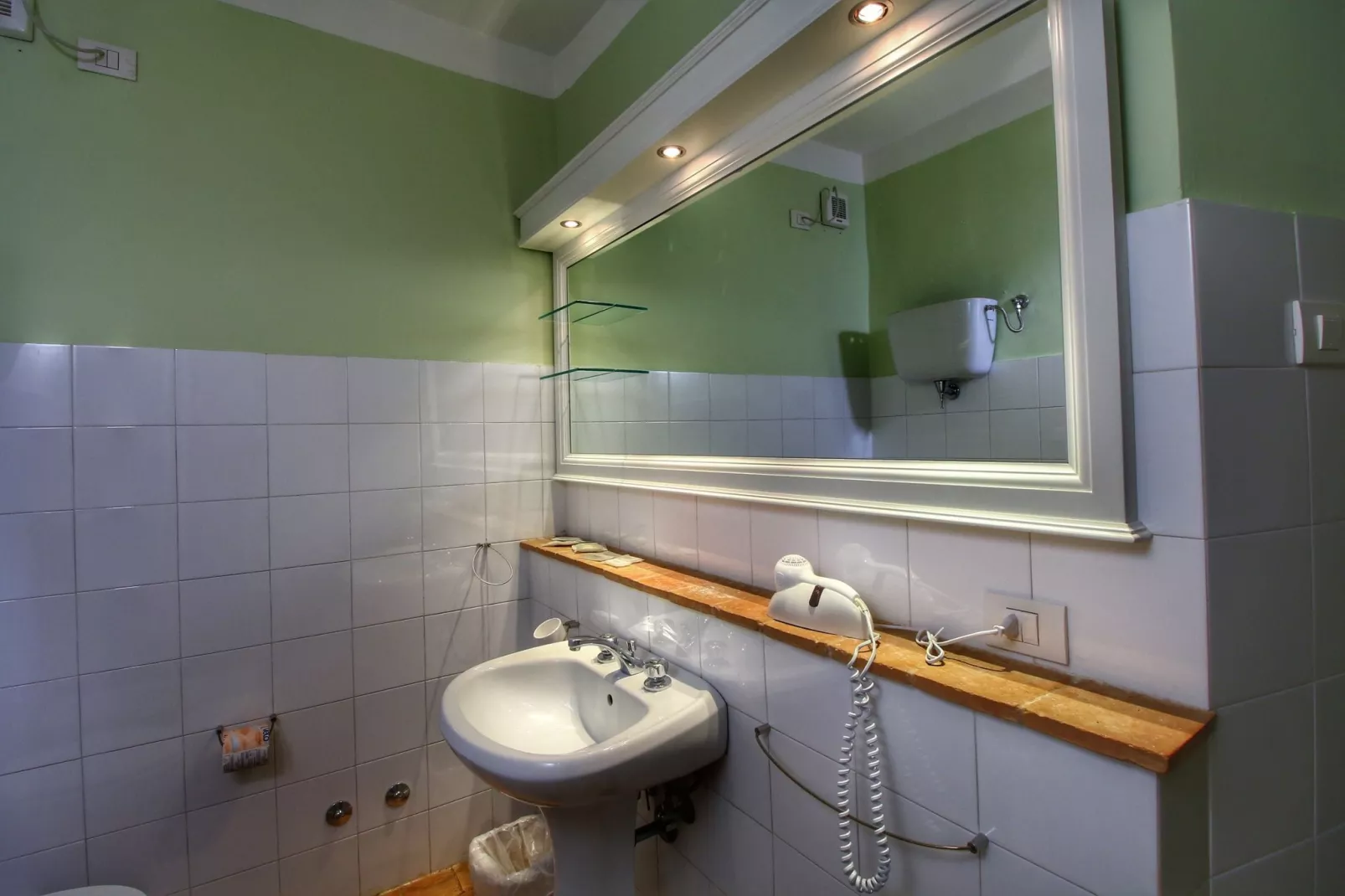 Rosmarino e Salvia-Bathroom