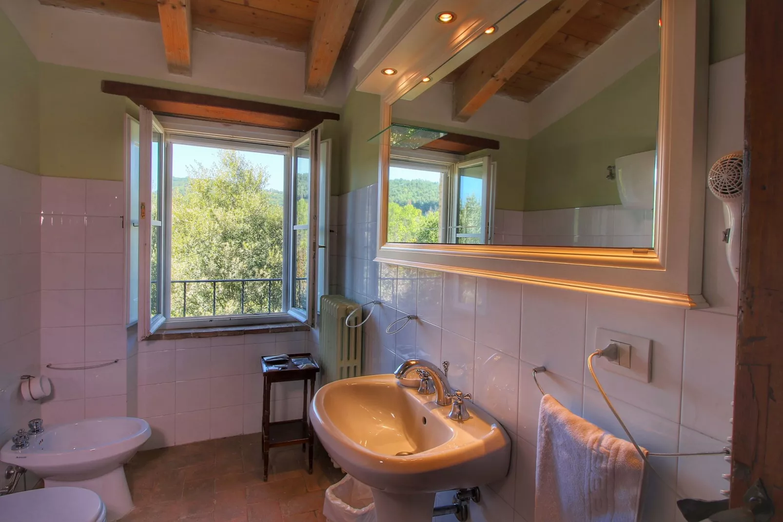 Rosmarino e Salvia-Bathroom