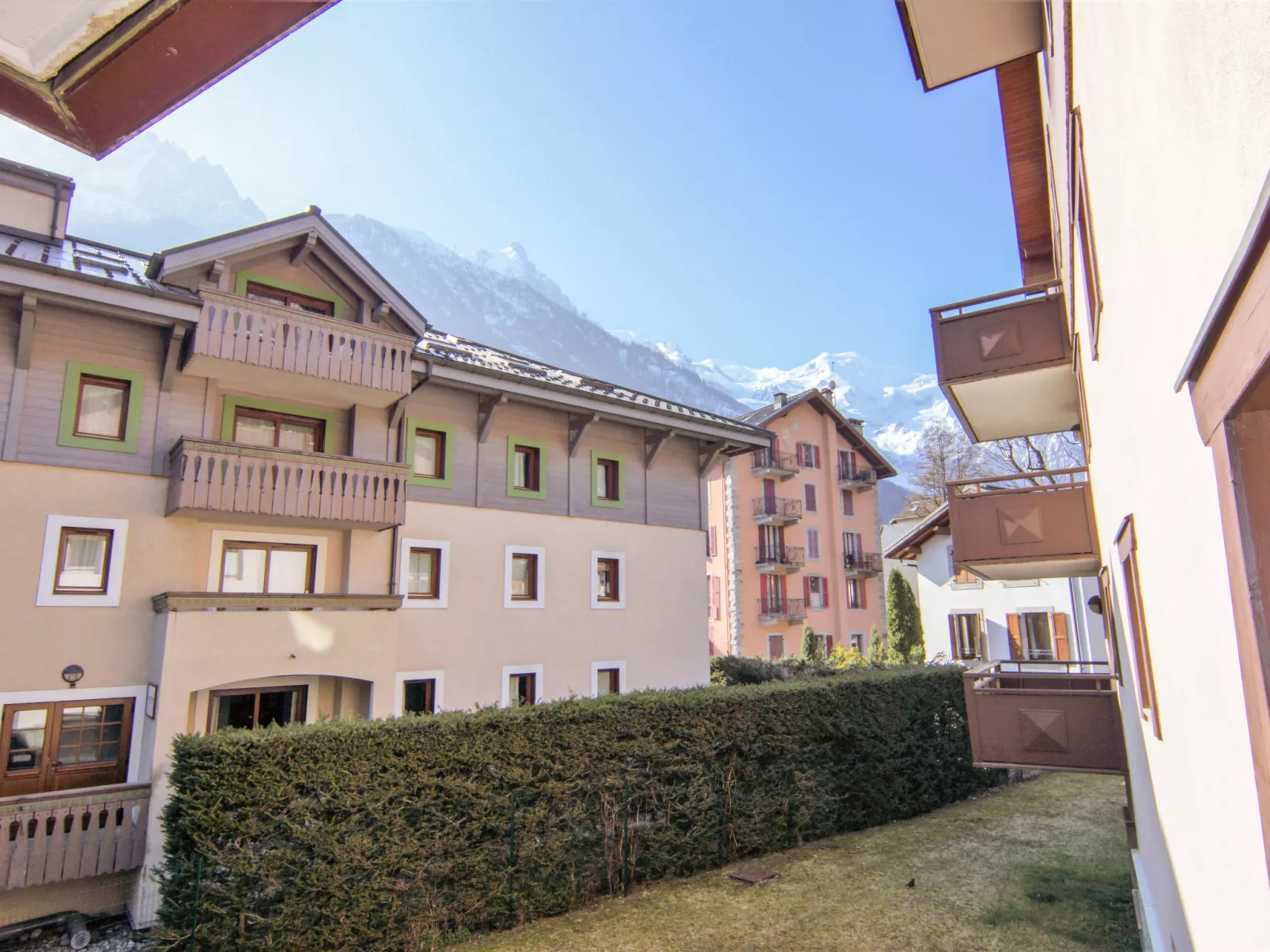 L'Espace Montagne-Outside