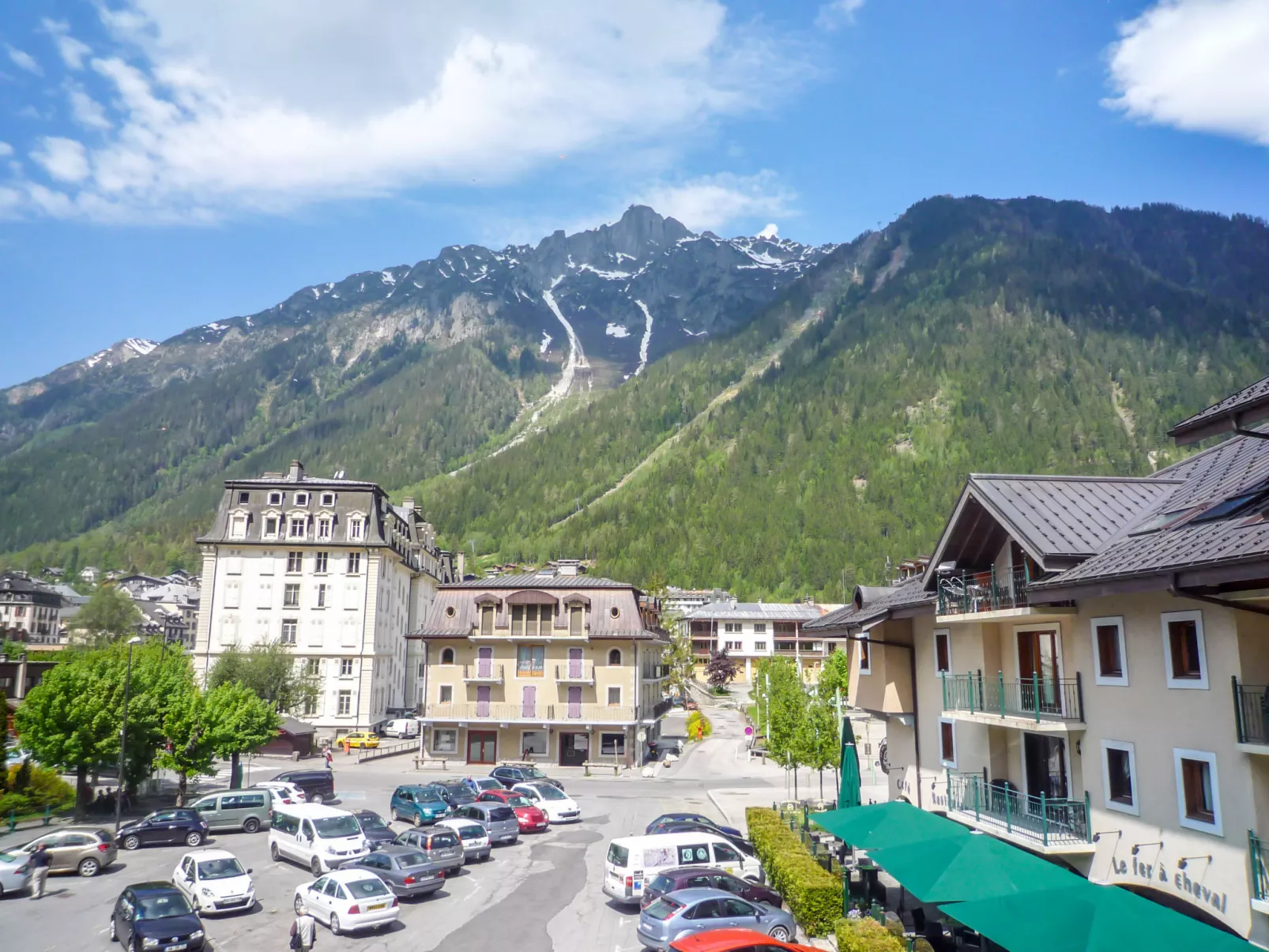 L'Espace Montagne-Draußen