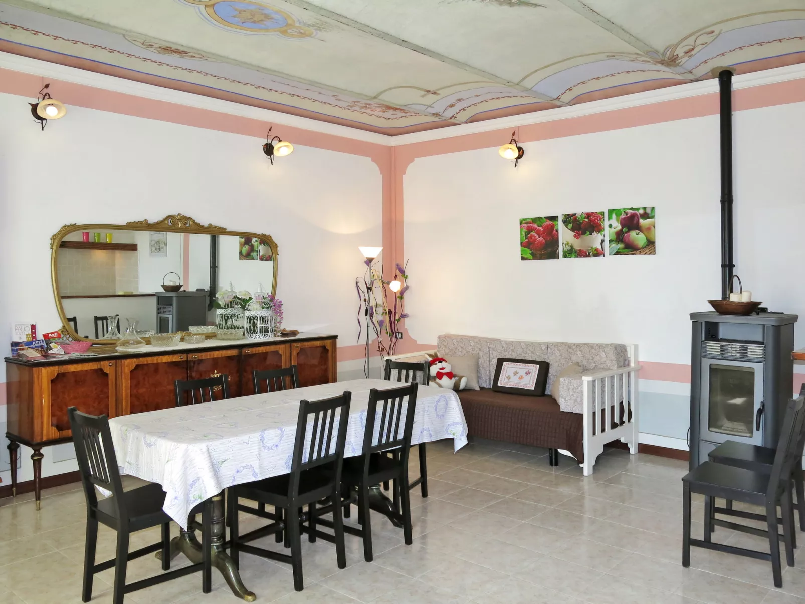 Il Cavaliere-Inside