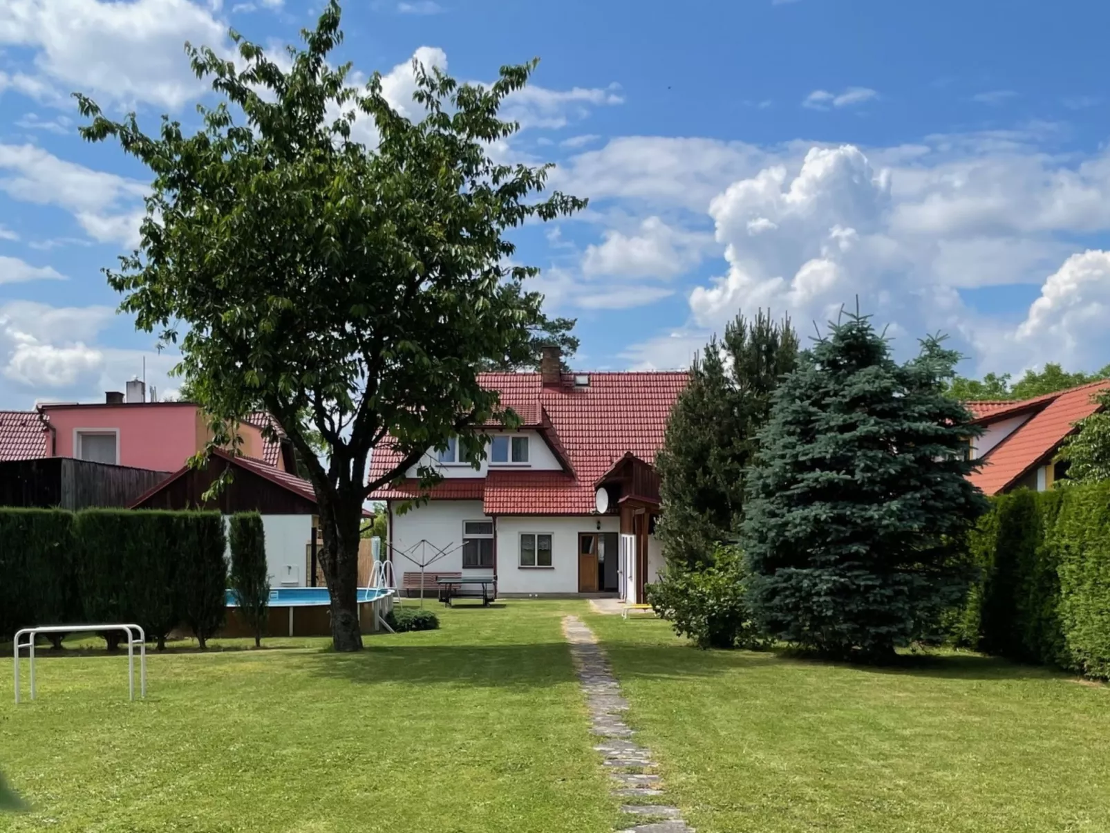 Sudoměřice-Outside