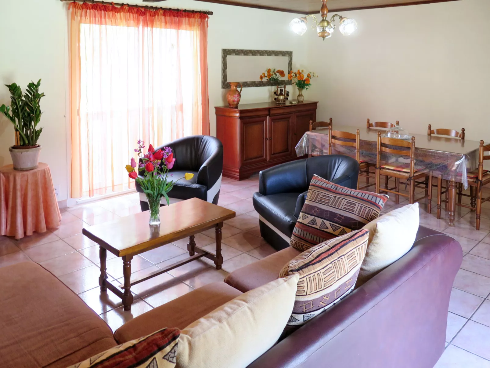 Le Coustal-Inside