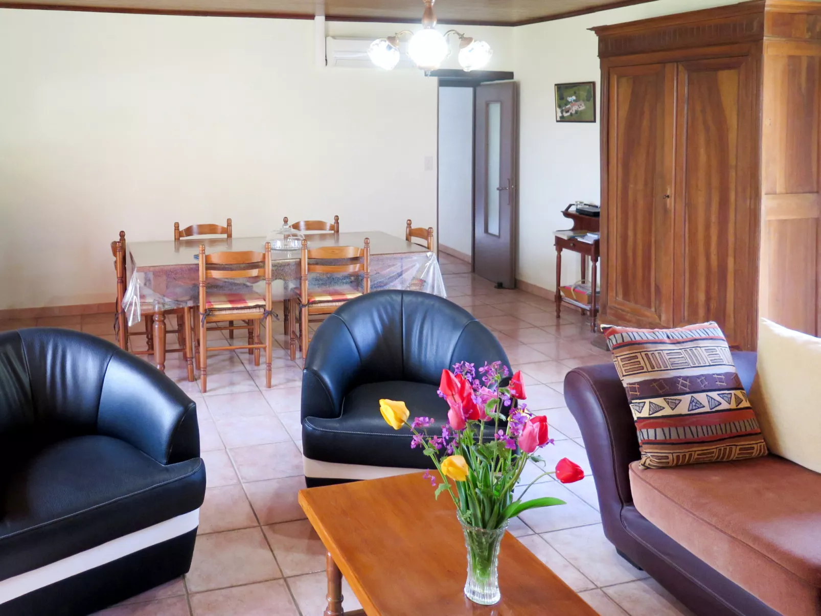 Le Coustal-Inside
