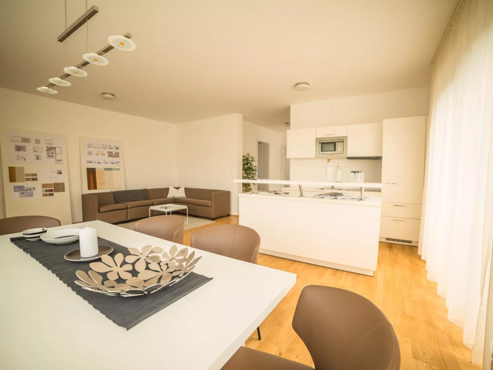 Für 8 Personen mit IR-Sauna-Inside
