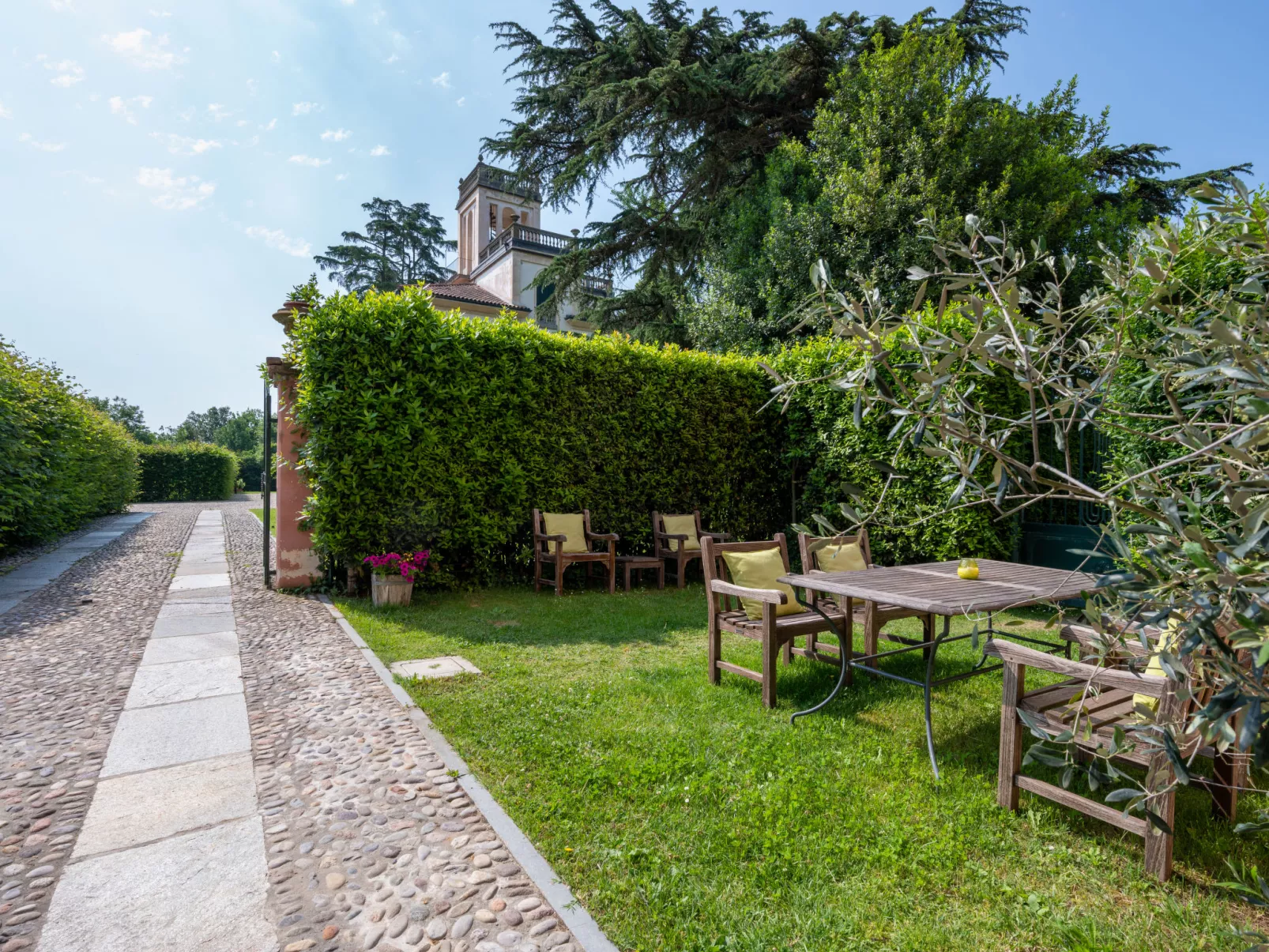 Villa Remotti-Draußen