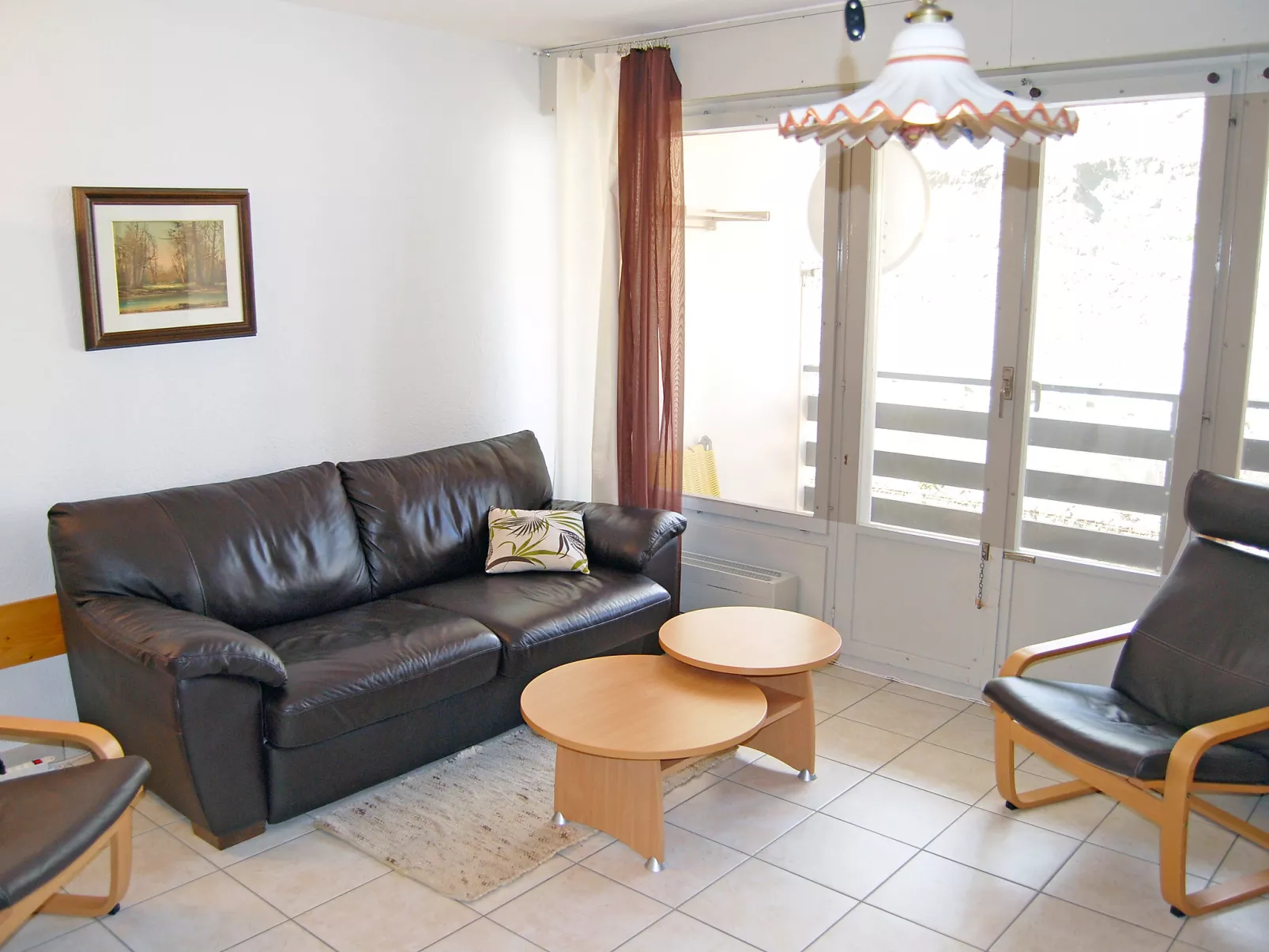 Montfort 10A-Inside