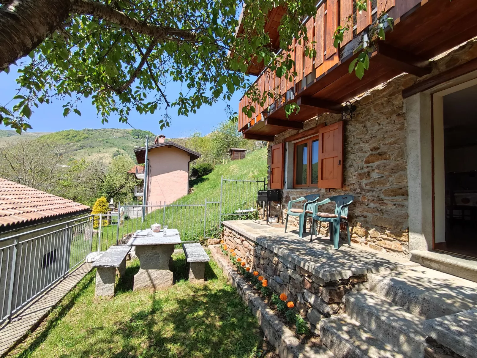 Casa Crevegno-Dehors