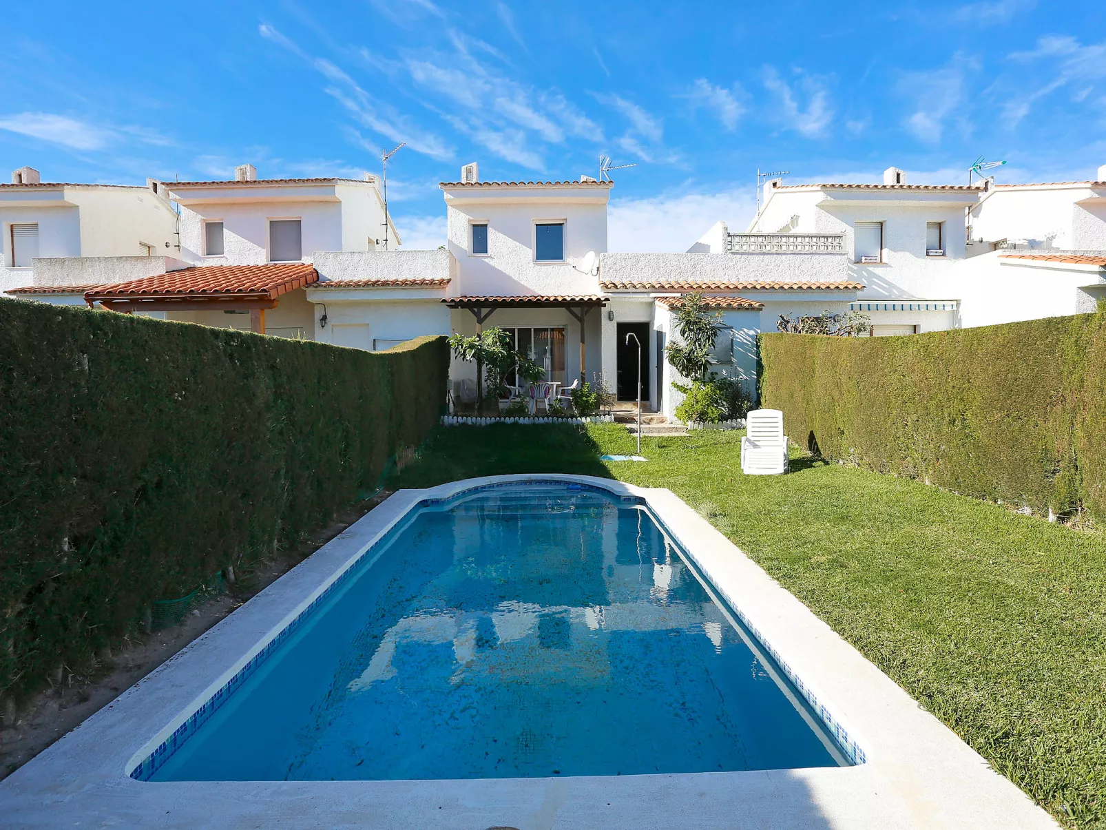 Montalt VIII-Outside
